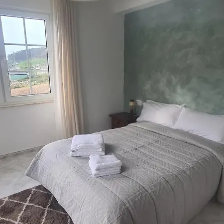 Πανσιόν Os Faroles Playa De Esteiro 3*