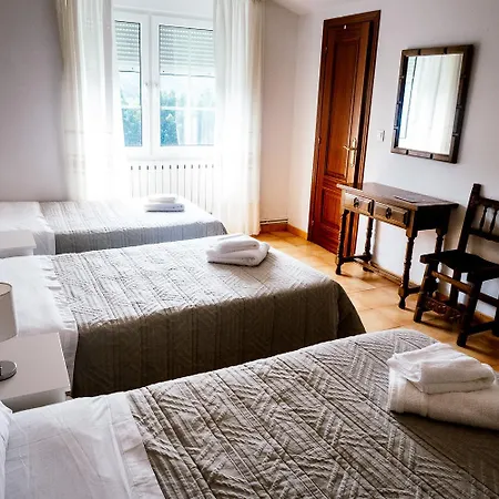 Os Faroles Playa De Esteiro Πανσιόν Lago (Lugo)