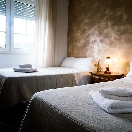 Os Faroles Playa De Esteiro Lago (Lugo)